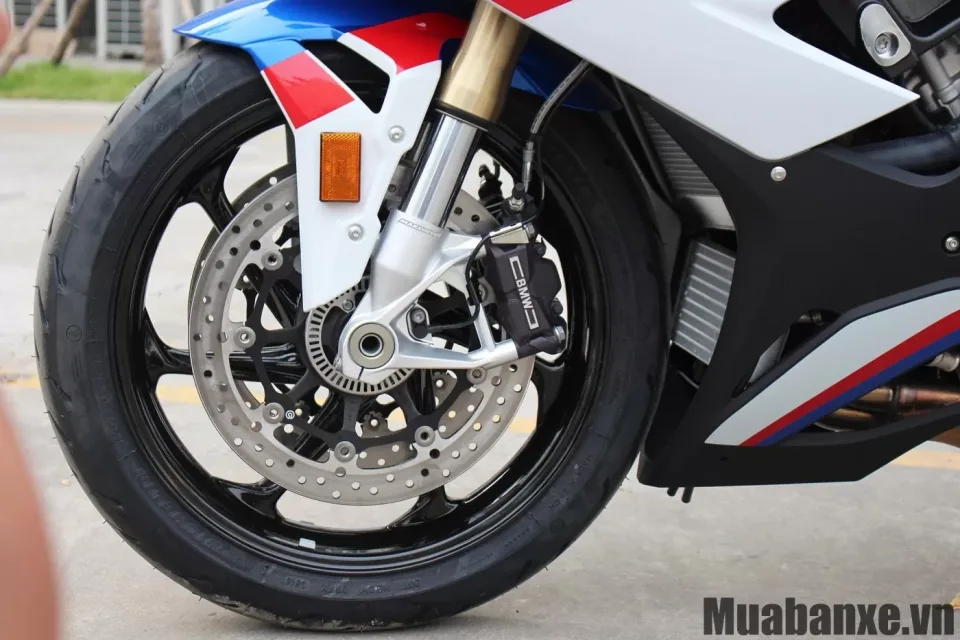 phanh xe bmw motorrad s 1000 rr
