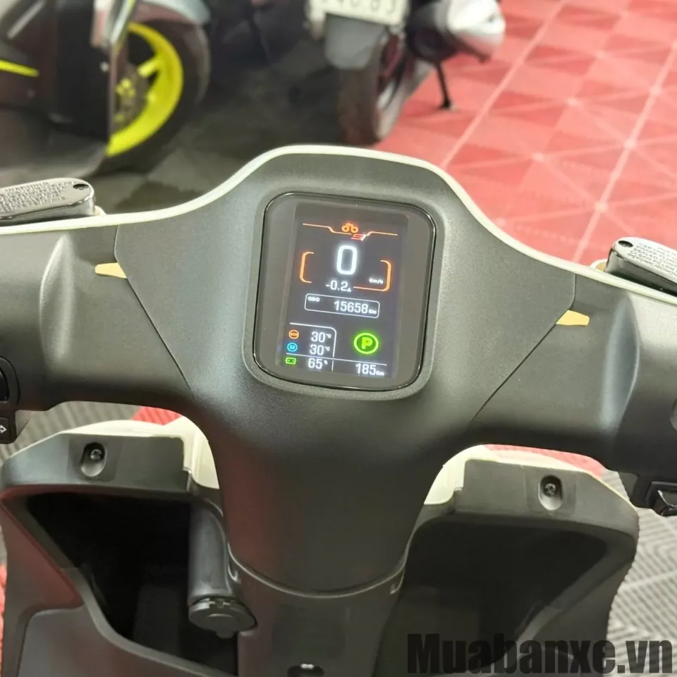 dong ho tren xe datbike quantum s1