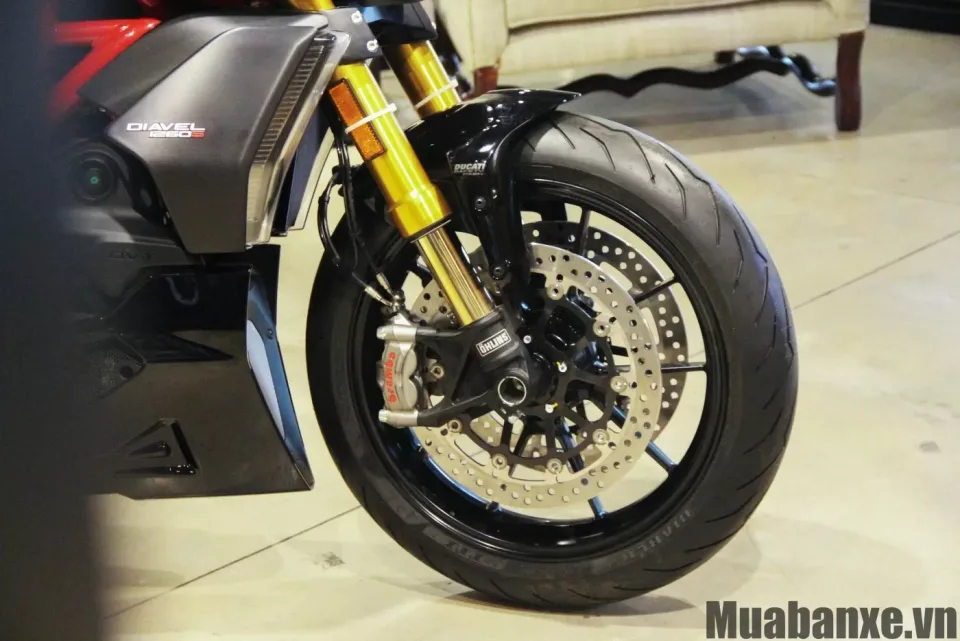phanh xe ducati diavel