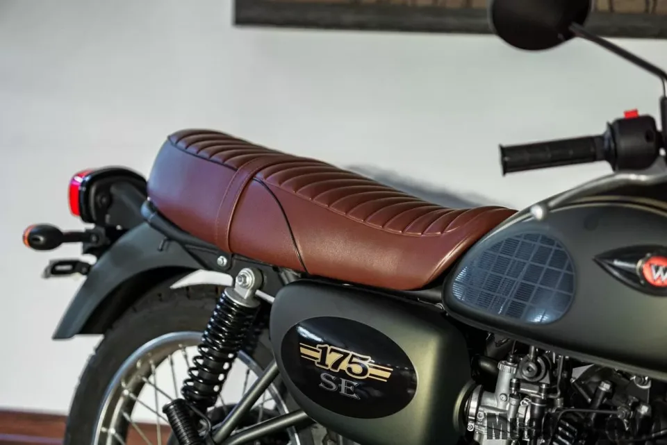 yen xe kawasaki w175