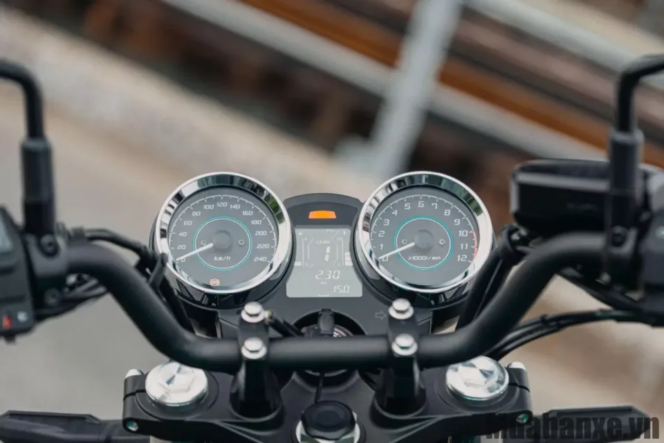 dong ho tren xe kawasaki z650rs