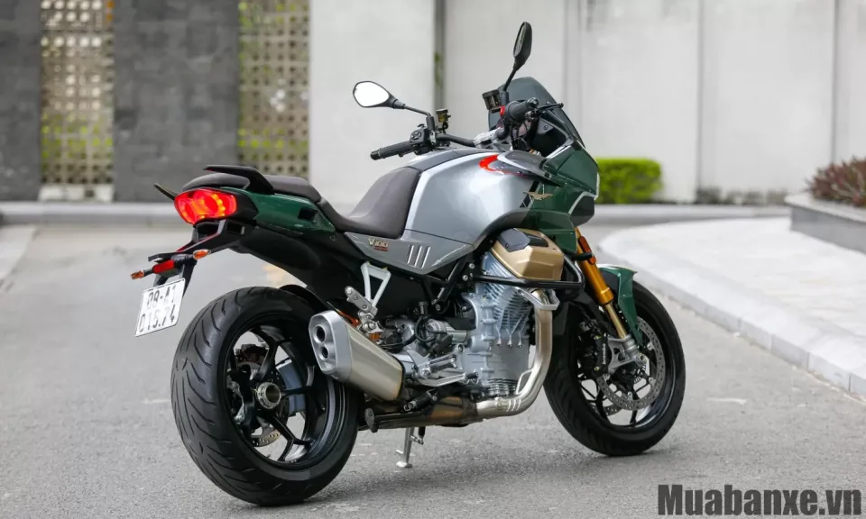 duoi xe moto guzzi v100 mandello