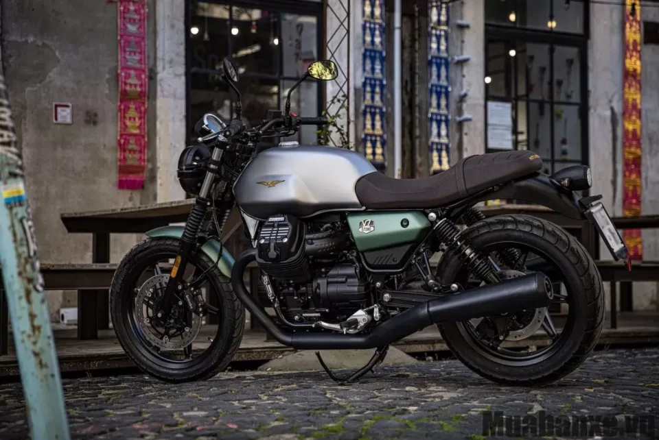 than xe moto guzzi v7