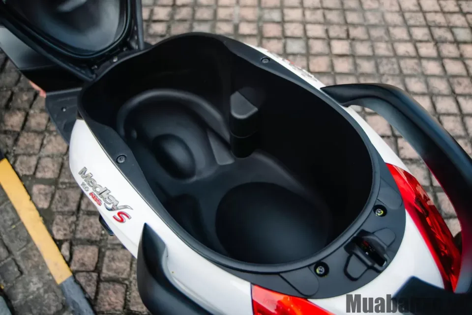 cop xe piaggio medley