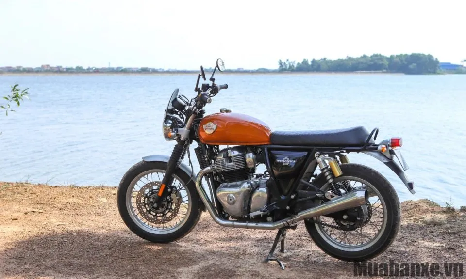 than xe royal enfield interceptor