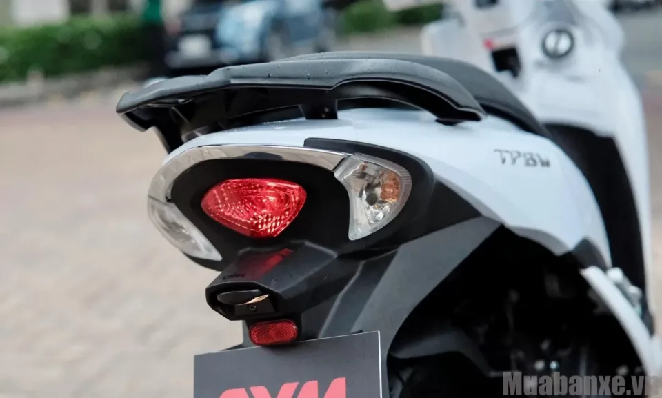 duoi xe sym tpbw 125