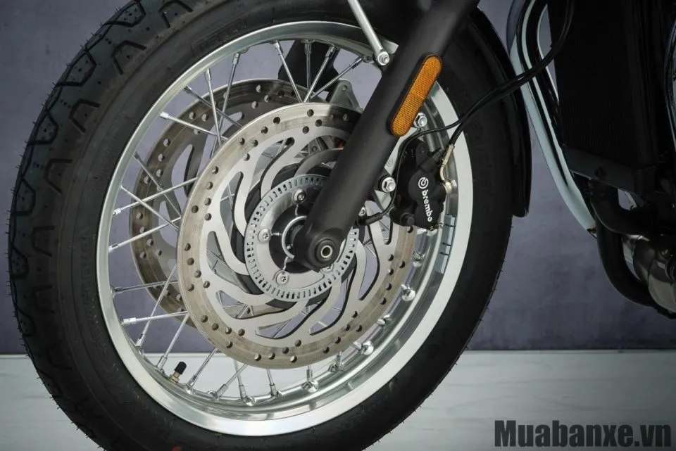 phanh xe triumph bonneville t120
