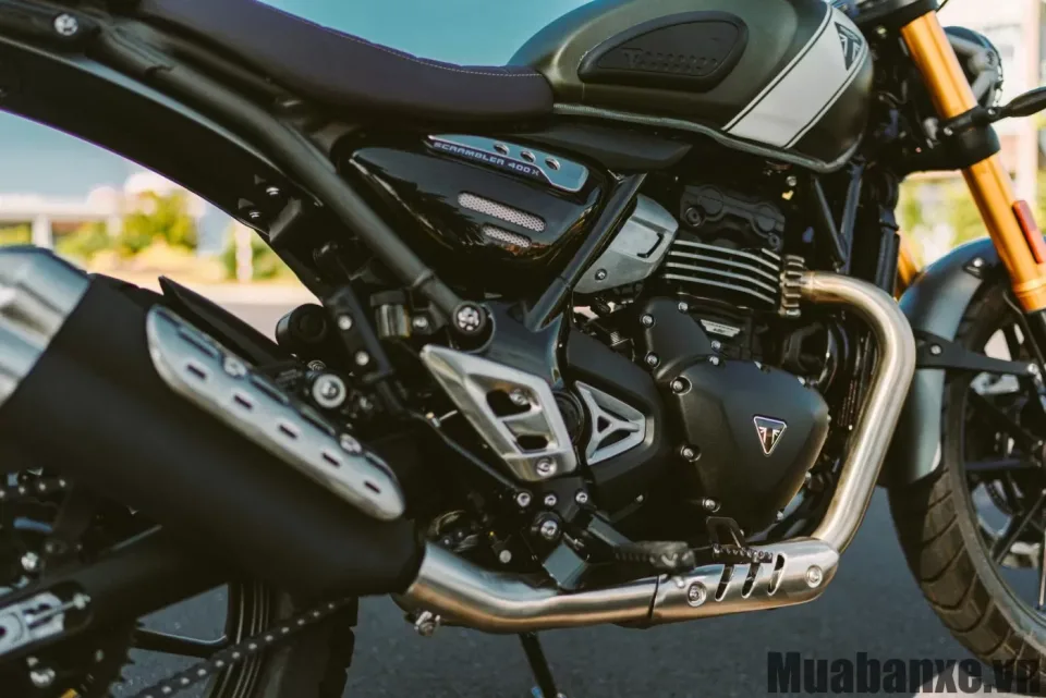 dong co xe triumph scrambler 400 x