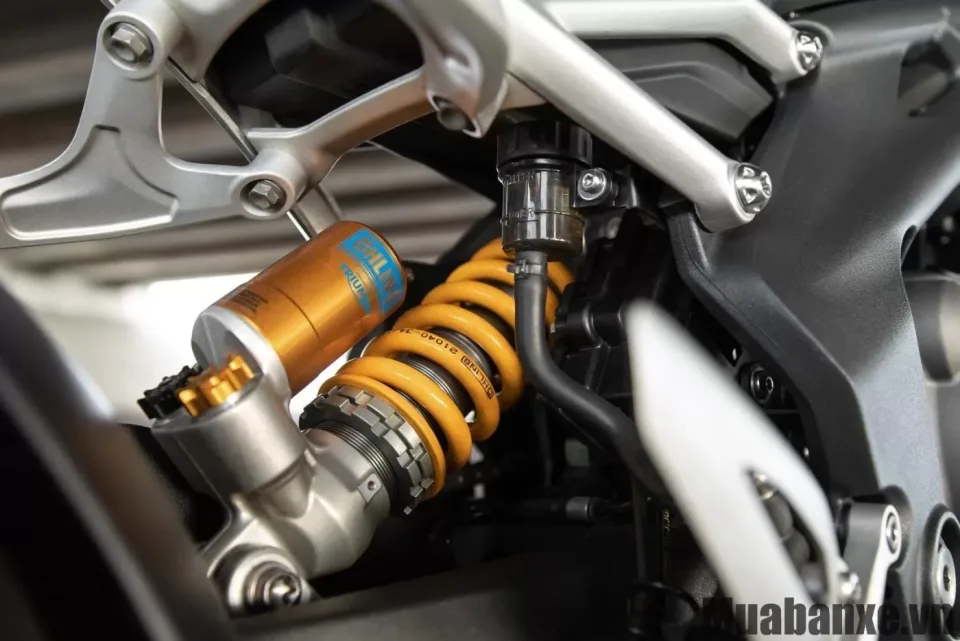phuoc xe triumph speed triple 1200 rs