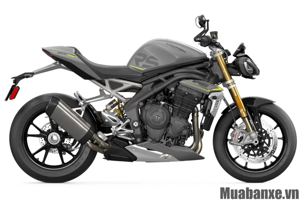 than xe triumph speed triple 1200 rs