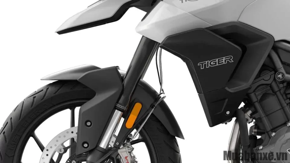 phuoc xe triumph tiger 900
