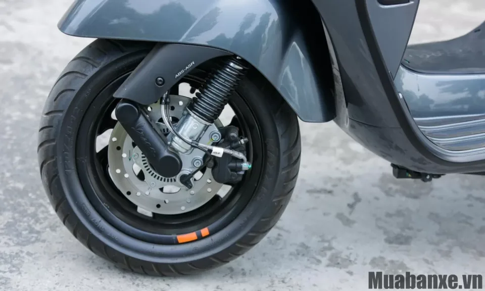 phanh xe vespa gtv