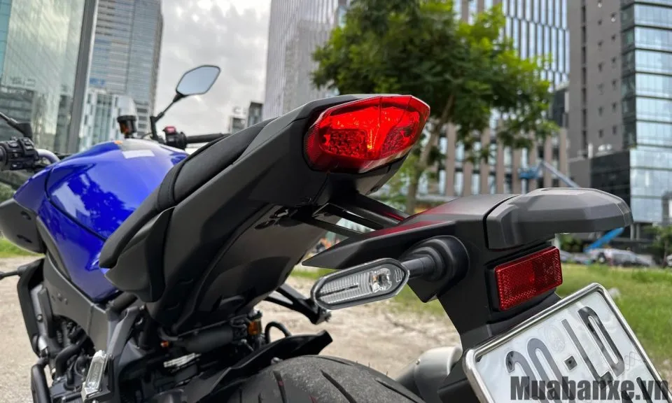 duoi xe yamaha mt 10 sp