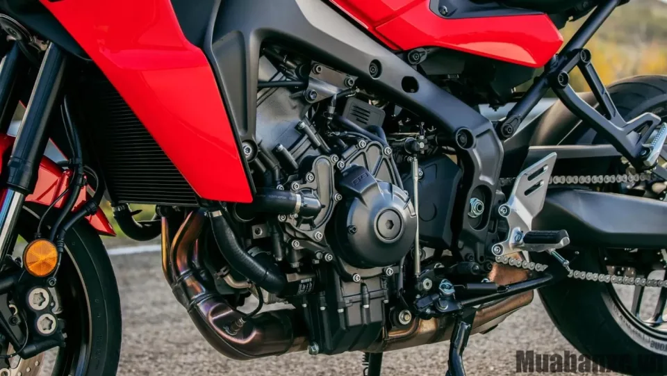 dong co xe yamaha tracer 9