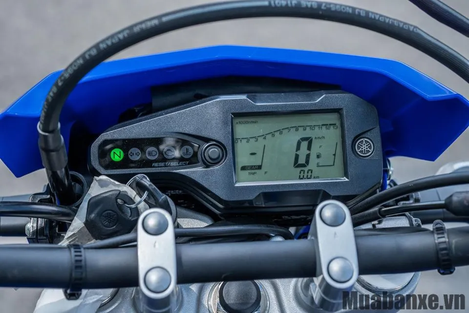 man hinh tren xe yamaha wr155r