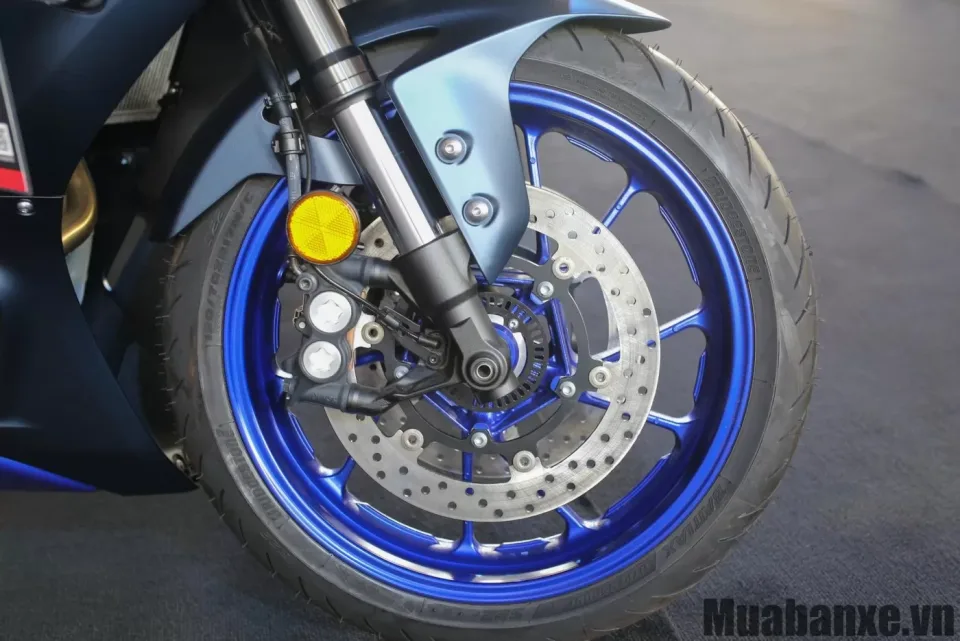 phanh xe yamaha yzf r7