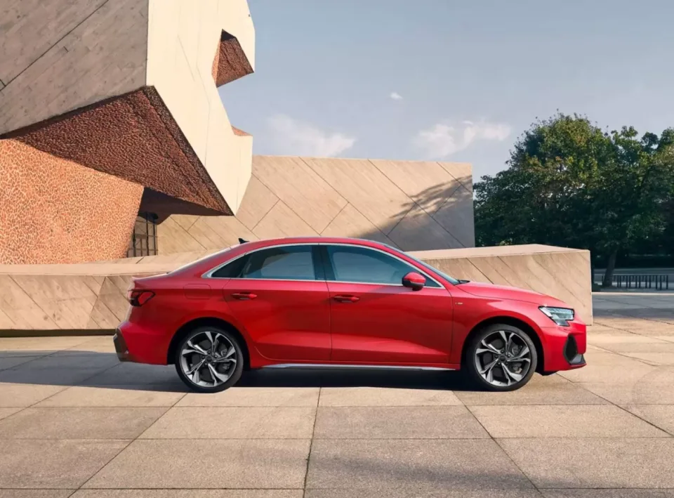 than xe audi a3