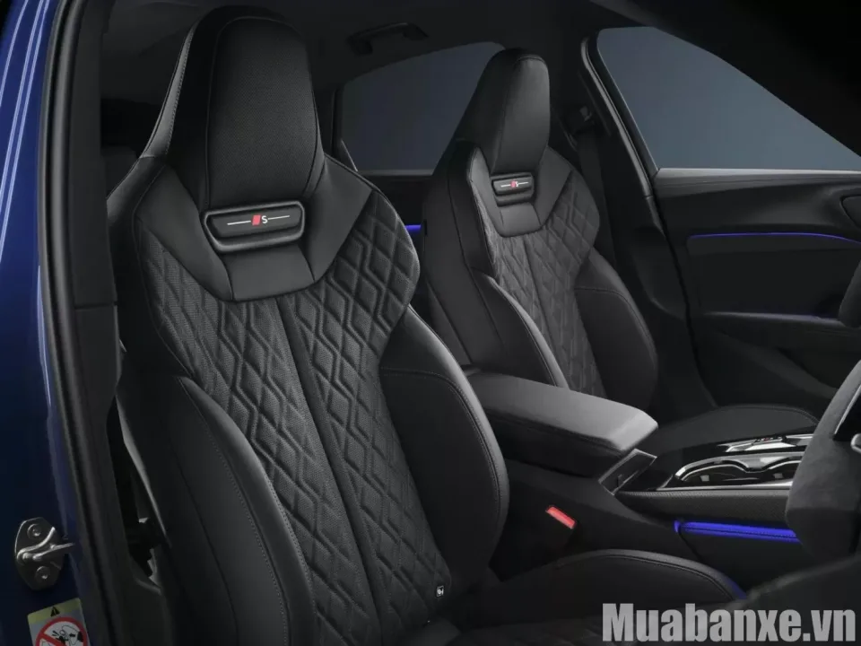 ghe ngoi tren xe audi a5 tinbanxe vn