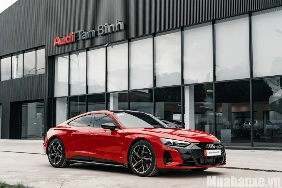 cam giac lai xe audi e tron gt tinbanxe vn