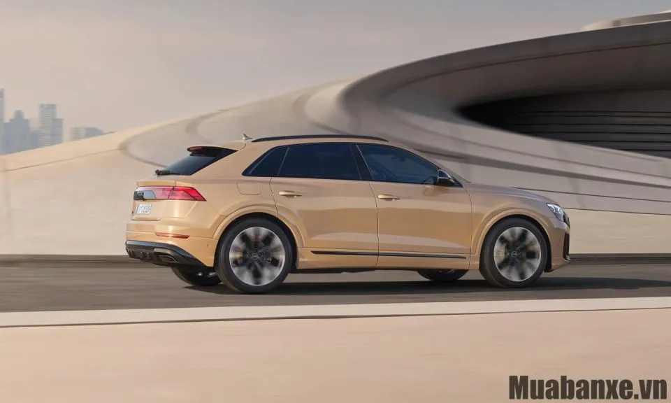 cam giac lai xe audi q8