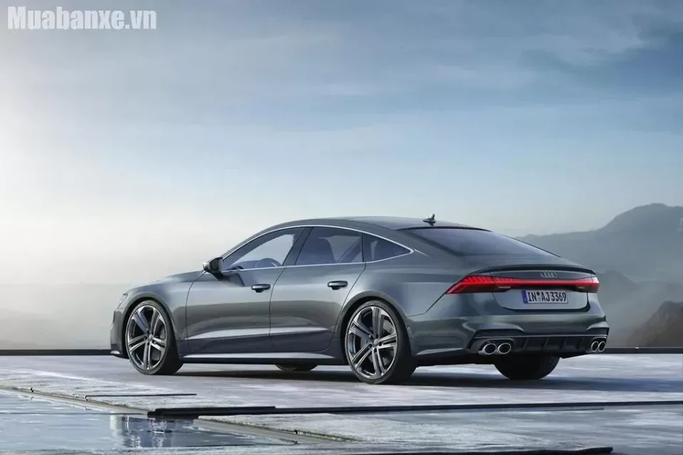 so sanh xe audi s7 tinbanxe vn