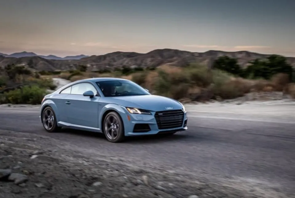 cam giac lai xe audi tt