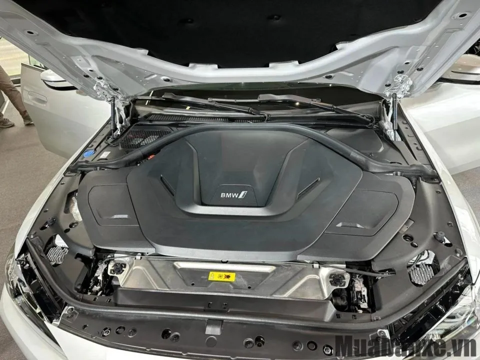 dong co xe bmw i4