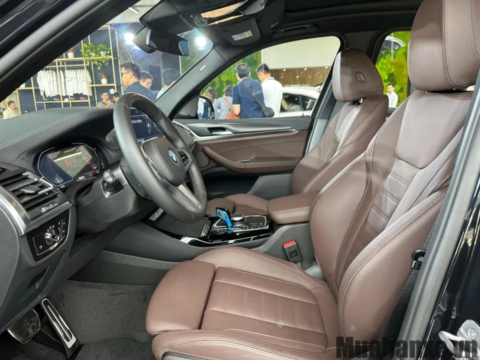 ghe ngoi tren xe bmw ix3