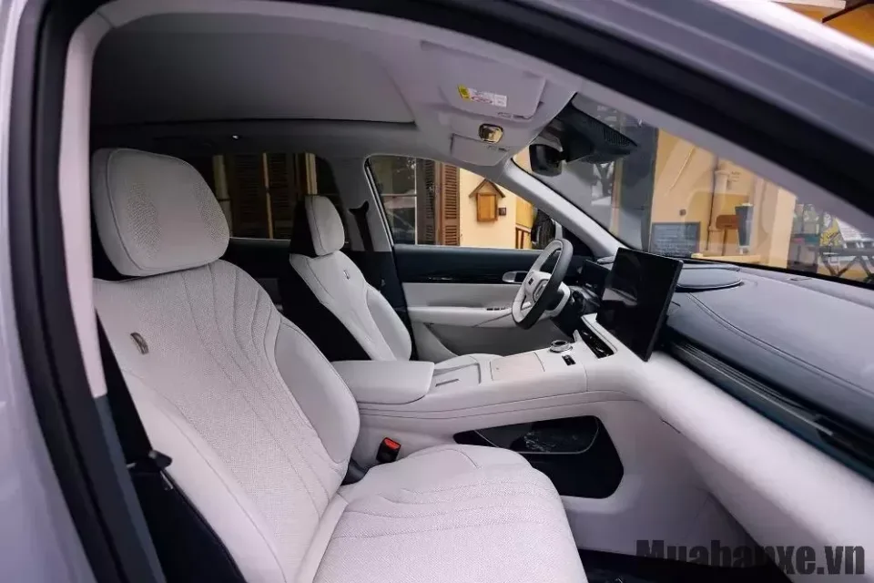 ghe ngoi tren xe geely ex5