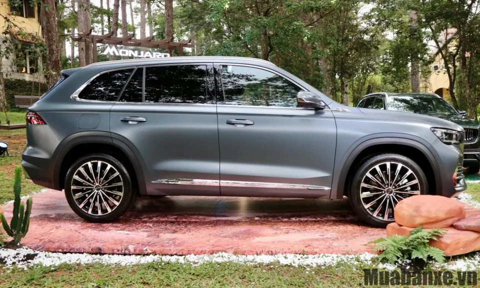 than xe geely monjaro