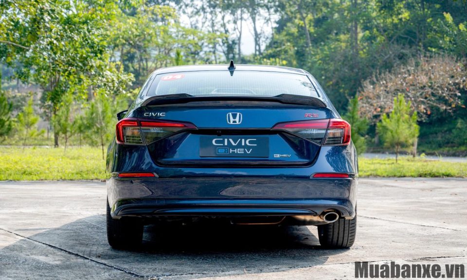 duoi xe honda civic