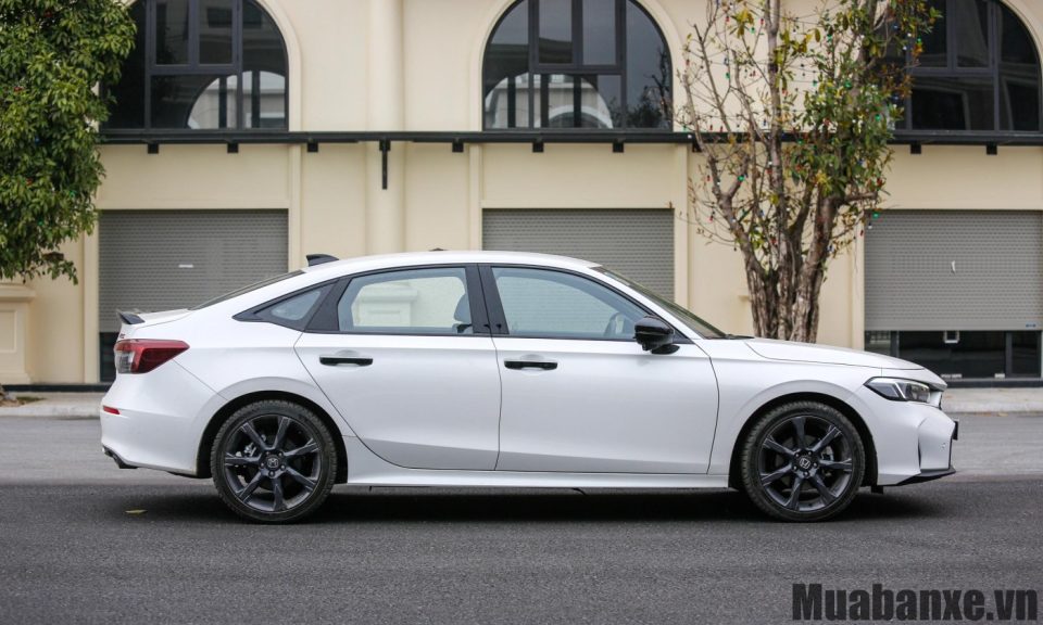 than xe honda civic