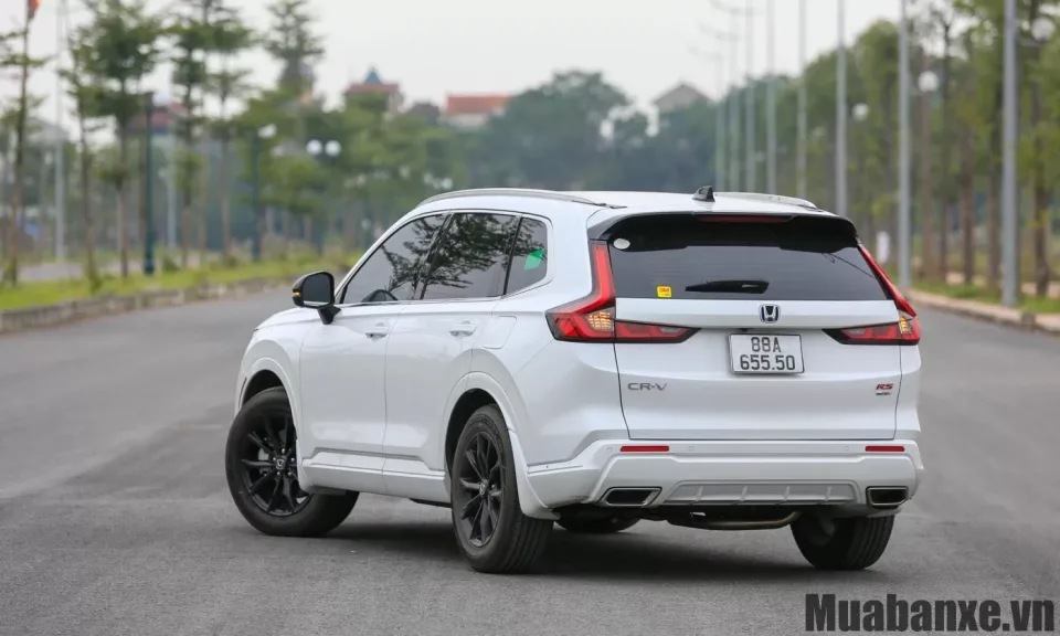 duoi xe honda cr v