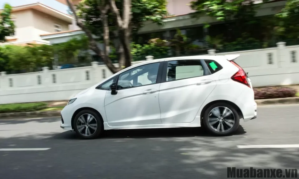 cam giac lai xe honda jazz