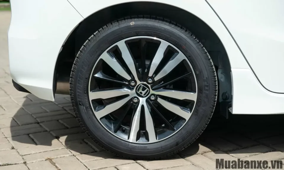 mam va lop xe honda jazz