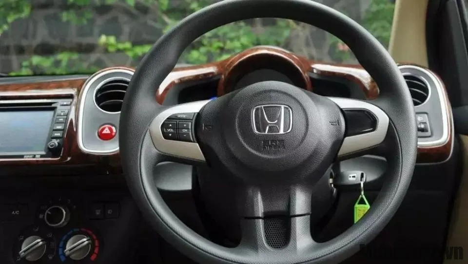 vo lang xe honda mobilio
