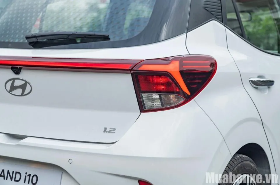 thiet ke duoi xe hyundai i10 tinbanxe vn