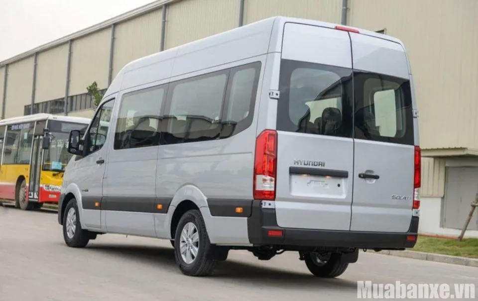 thiet ke duoi xe hyundai solati tinbanxe vn