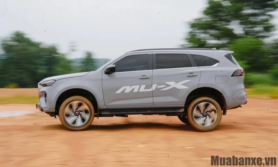 than xe isuzu mu x