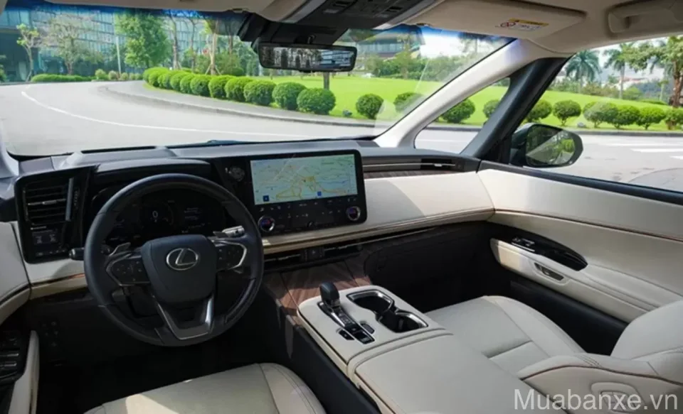 tap lo xe lexus lm500h tinbanxe vn