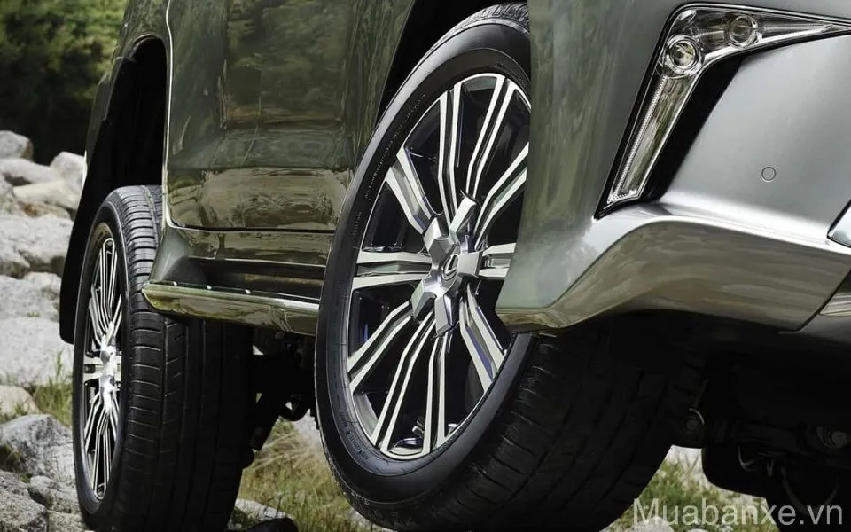 mam va lop xe lexus lx 570 tinbanxe vn