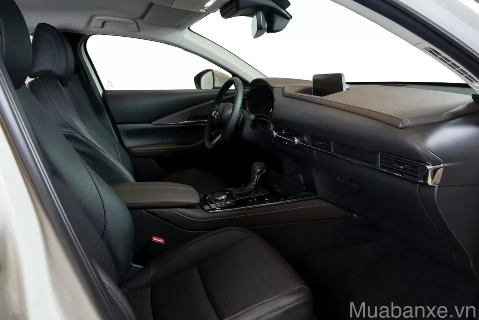 ghe ngoi tren xe mazda cx 30 tinbanxe vn