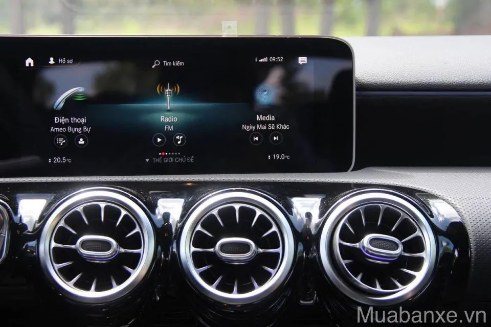 tien nghi tren xe mercedes amg a35 4matic tinbanxe vn