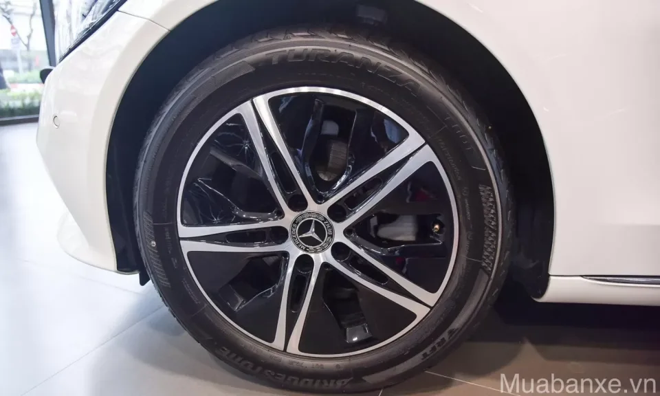 mam va lop xe mercedes c180 tinbanxe vn