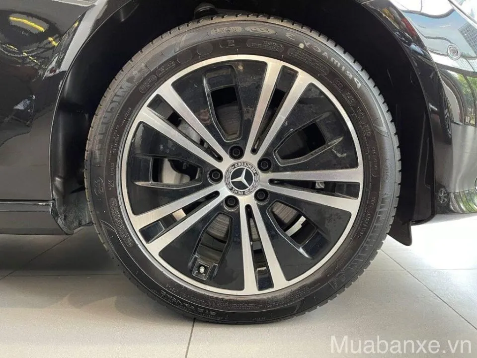 mam va lop xe mercedes e180 tinbanxe vn tinbanxe vn