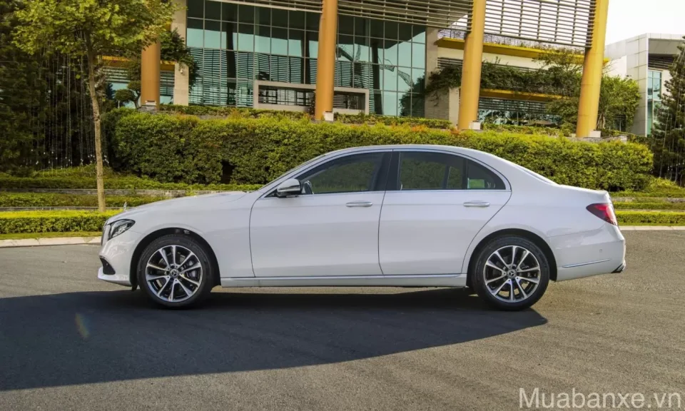 than xe mercedes e200 tinbanxe vn