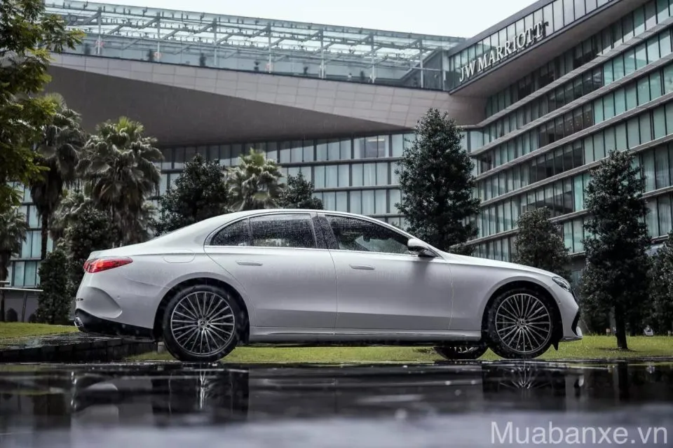than xe mercedes e300 tinbanxe vn