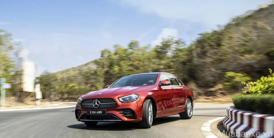 trang bi an toan tren xe mercedes e300 tinbanxe vn