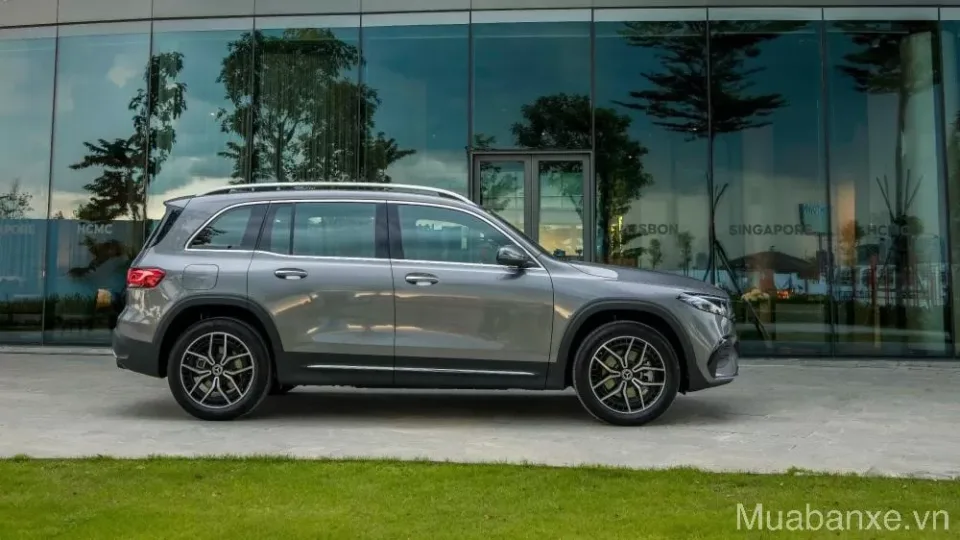 than xe mercedes eqb 250 tinbanxe vn