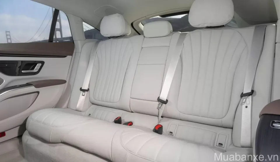 he thong ghe ngoi tren xe mercedes eqs 450 tinbanxe vn
